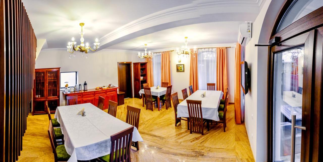 Villa Boutique Alina Deva Eksteriør billede